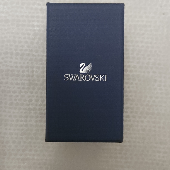 Swarovski Silver Heart Bracelet - Picture 2 of 3